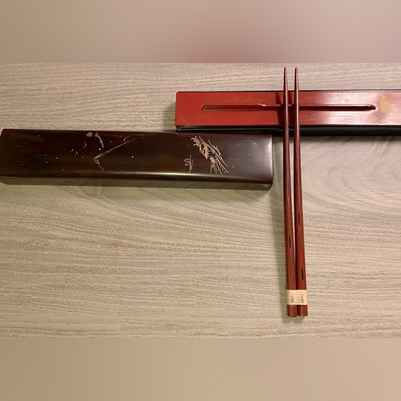 Japanese redwood vintage chopsticks with box and rest - Picture 2 of 12